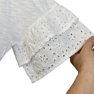 Reitmans women’s v-neck short sleeve‎ top white with eyelet trim XL